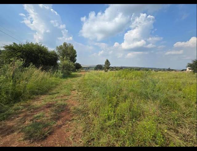 LAND FOR SALE IN WALKERVILLE CENTRAL